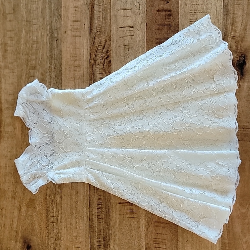 Watters ivory lace Flower girl dress size 5
